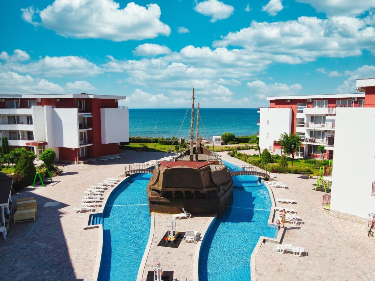 Privilege Fort Beach Apartments Sveti Vlas Eksteriør billede