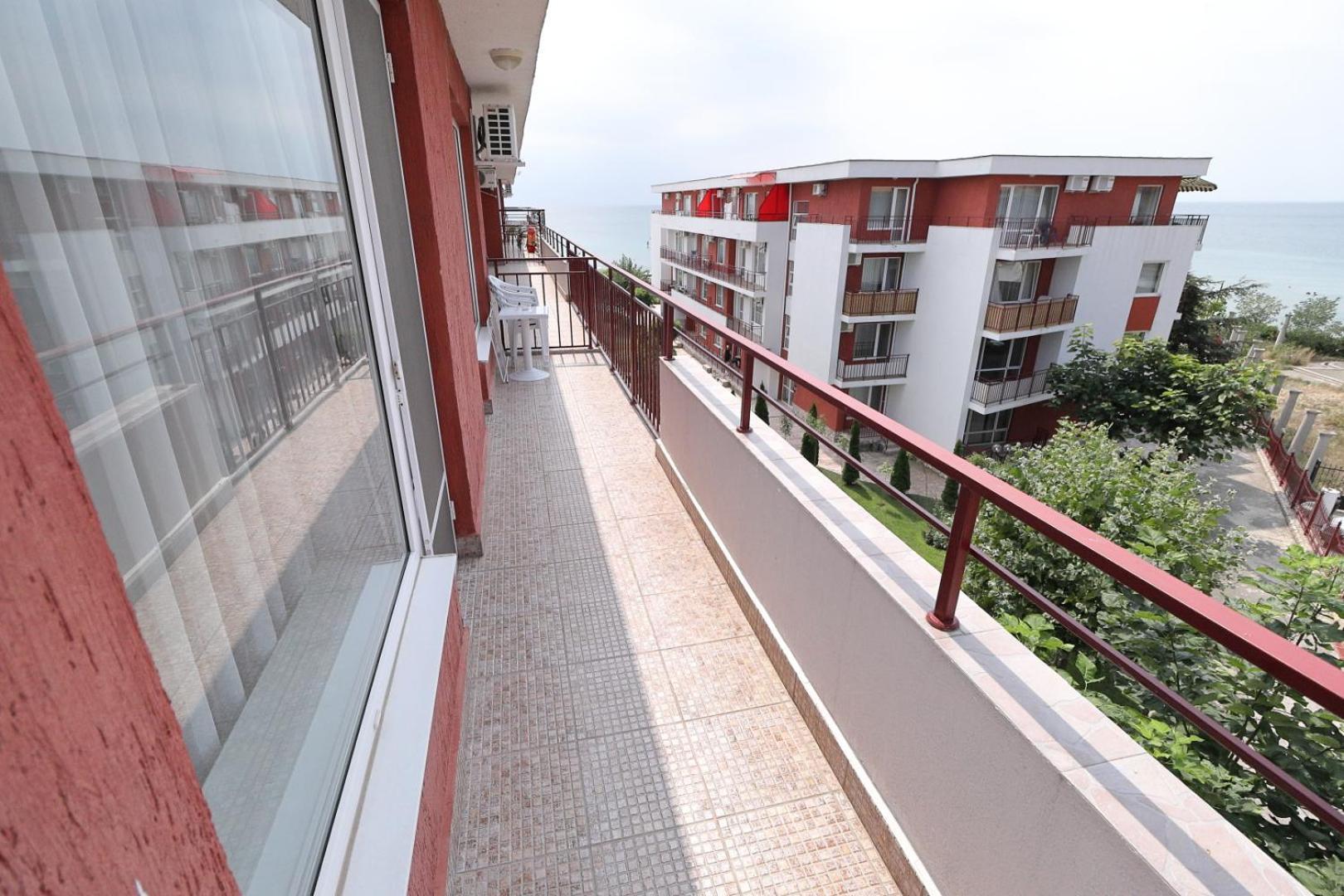 Privilege Fort Beach Apartments Sveti Vlas Eksteriør billede