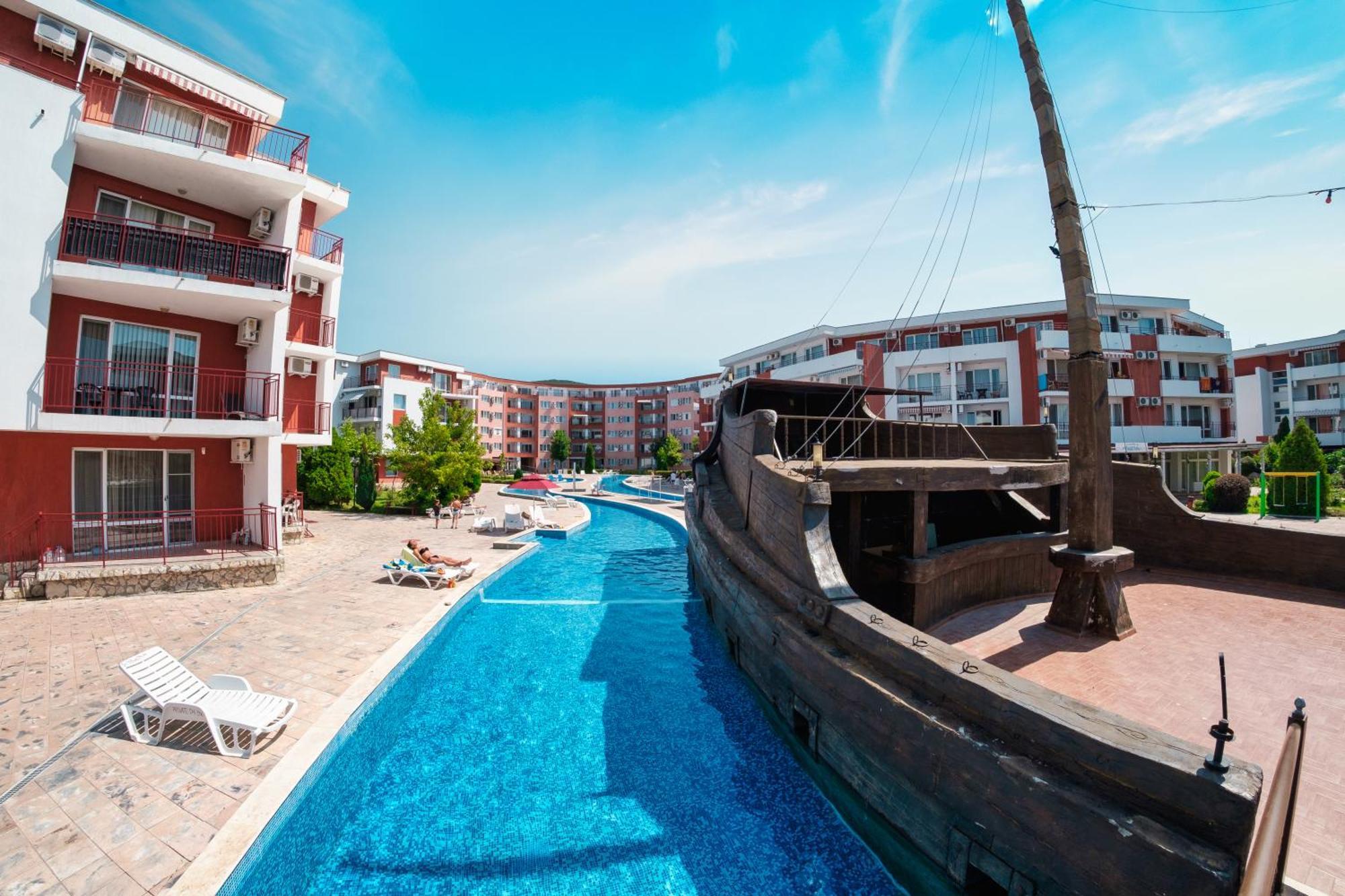 Privilege Fort Beach Apartments Sveti Vlas Eksteriør billede