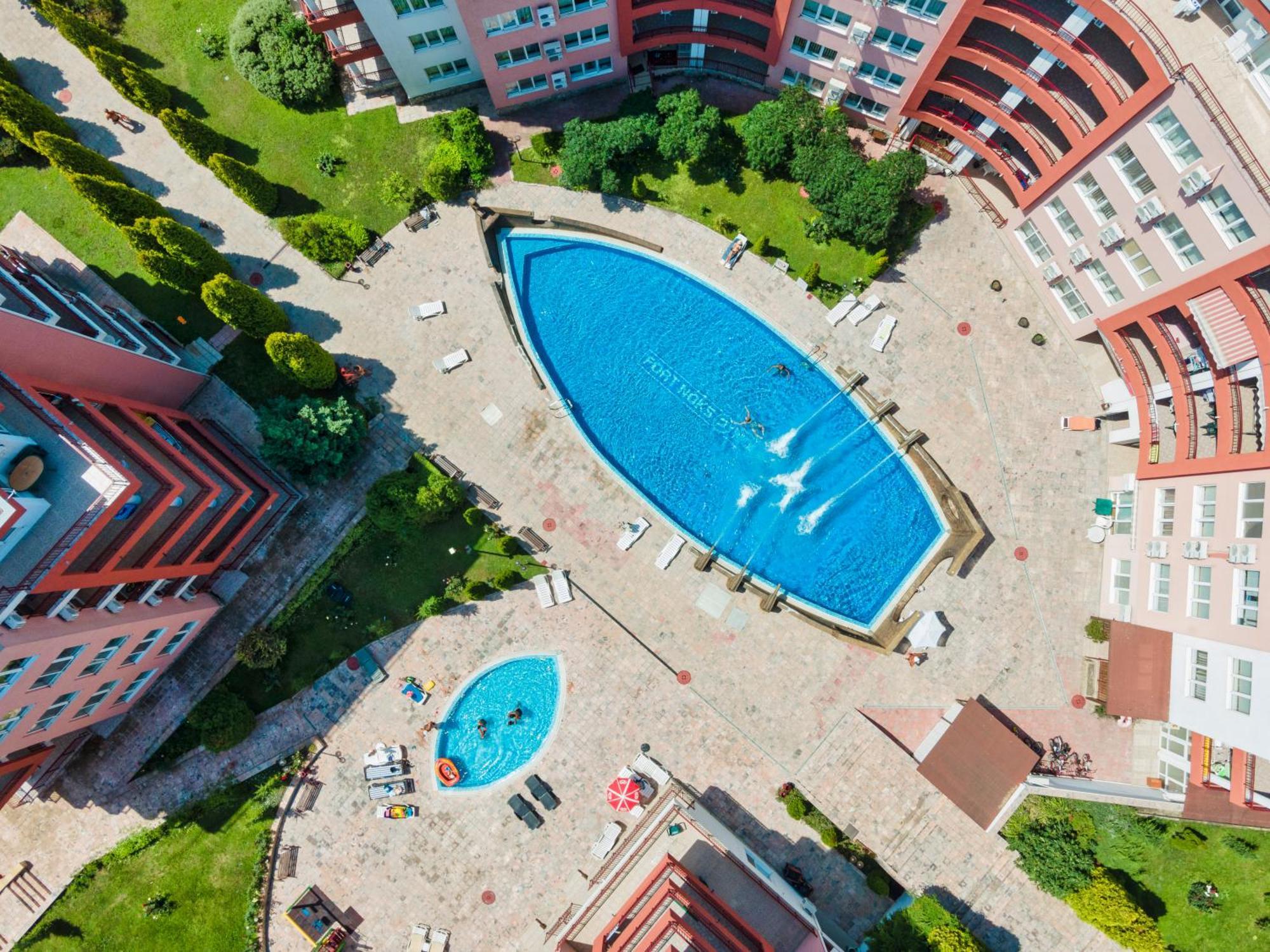 Privilege Fort Beach Apartments Sveti Vlas Eksteriør billede