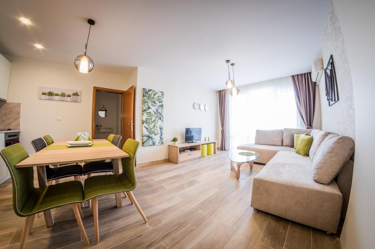 Privilege Fort Beach Apartments Sveti Vlas Eksteriør billede