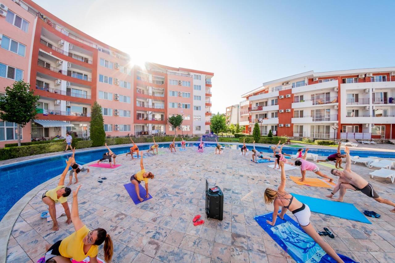 Privilege Fort Beach Apartments Sveti Vlas Eksteriør billede